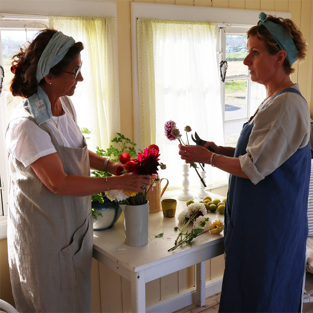 FLORA - Forklæde til dig og blomsterbinderen