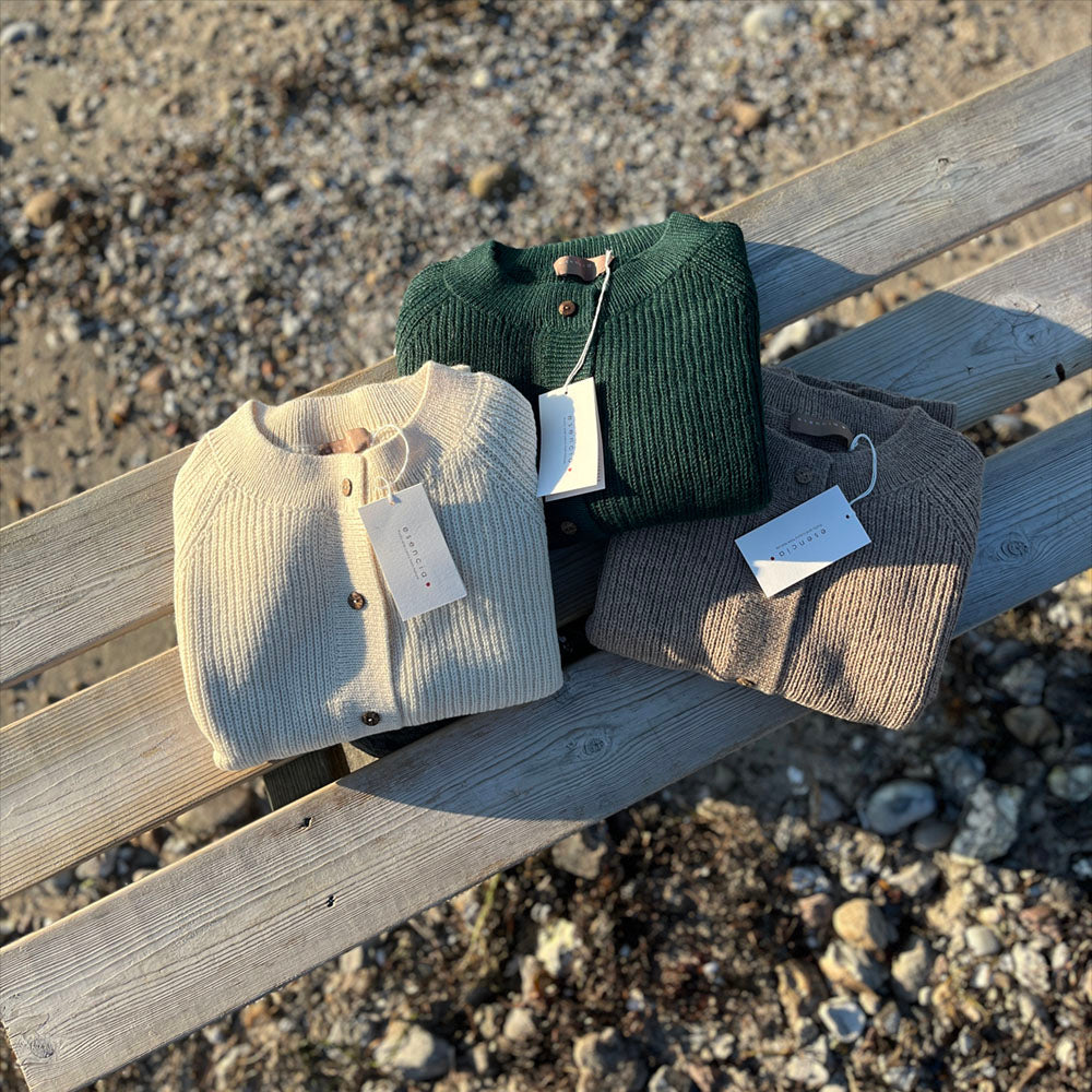 MONA Alpaca cardigan