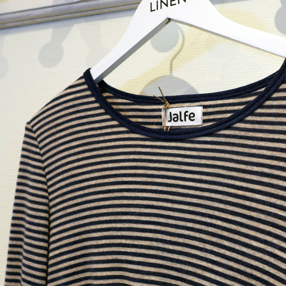 Langärmeliges T-Shirt